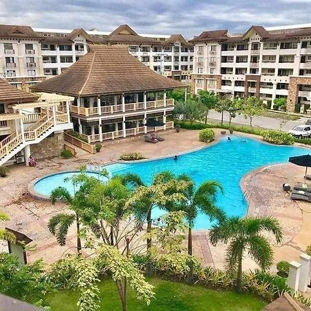 2Br Condo Free Pool With Wifi Near Mall In Davao City Bagian luar foto