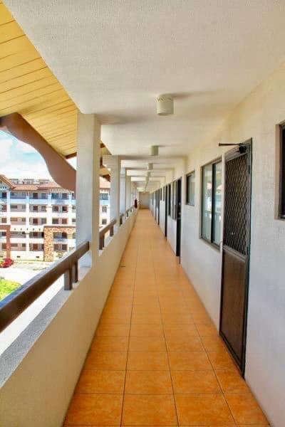 2Br Condo Free Pool With Wifi Near Mall In Davao City Bagian luar foto