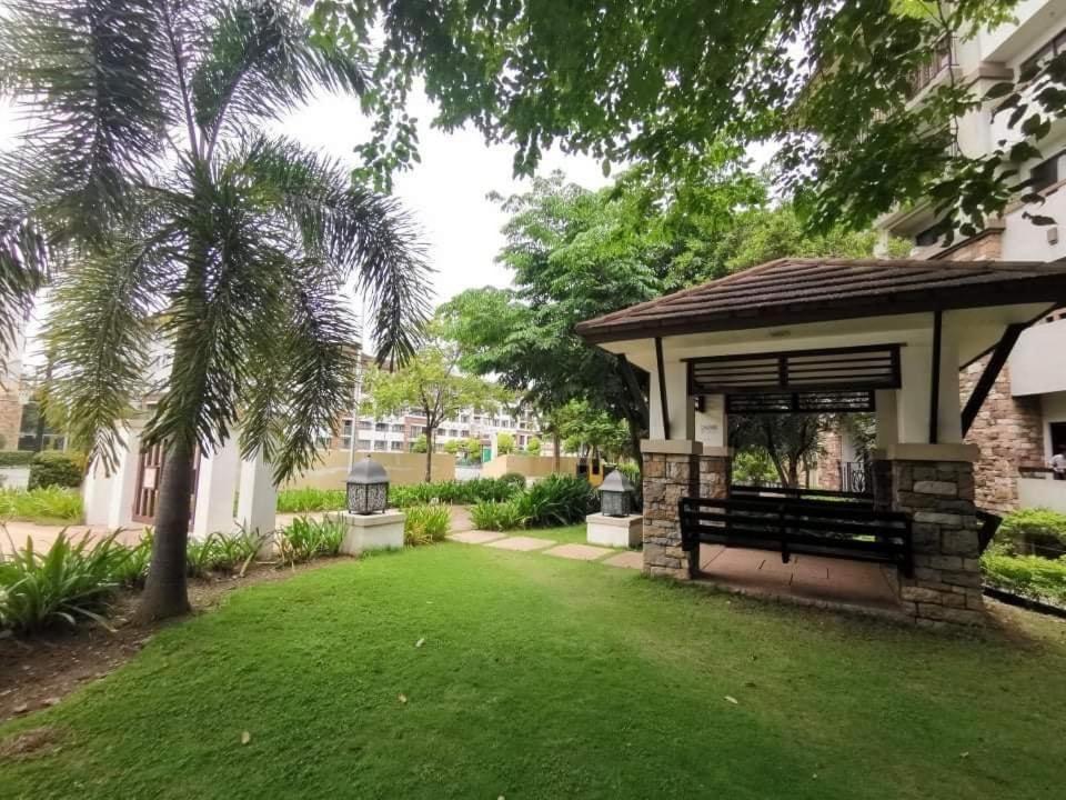 2Br Condo Free Pool With Wifi Near Mall In Davao City Bagian luar foto