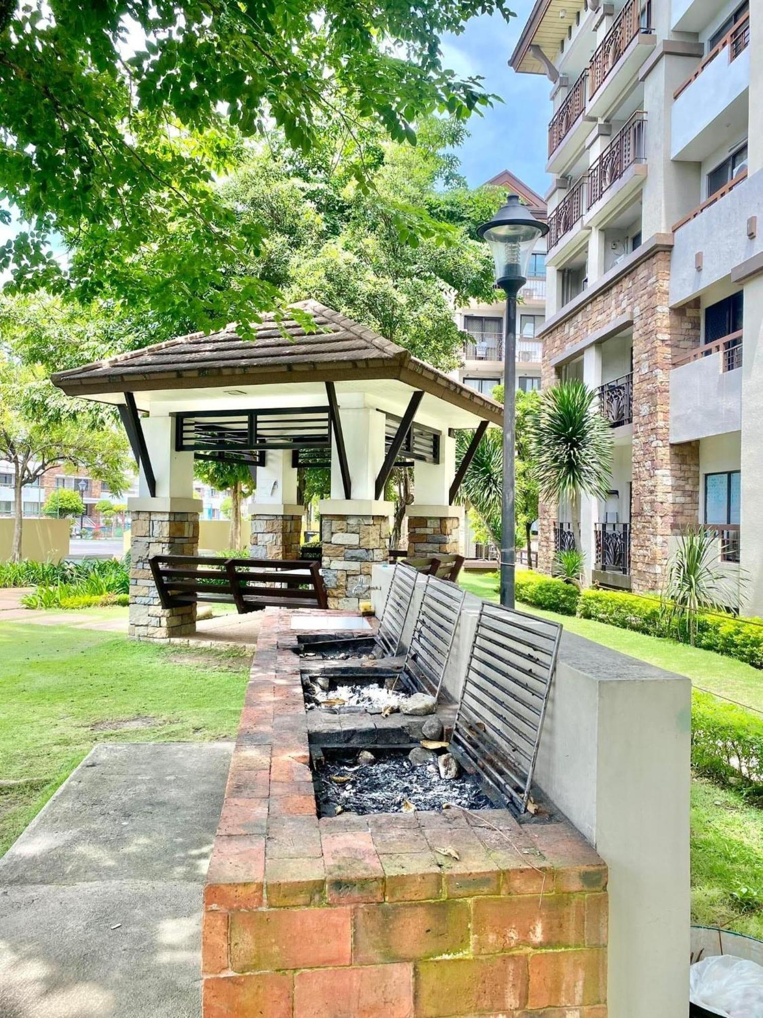 2Br Condo Free Pool With Wifi Near Mall In Davao City Bagian luar foto